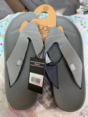 Hey Dude Shoes, Milo Grey Flip Flop Sandals Size EU 43 / US 10 Mens
